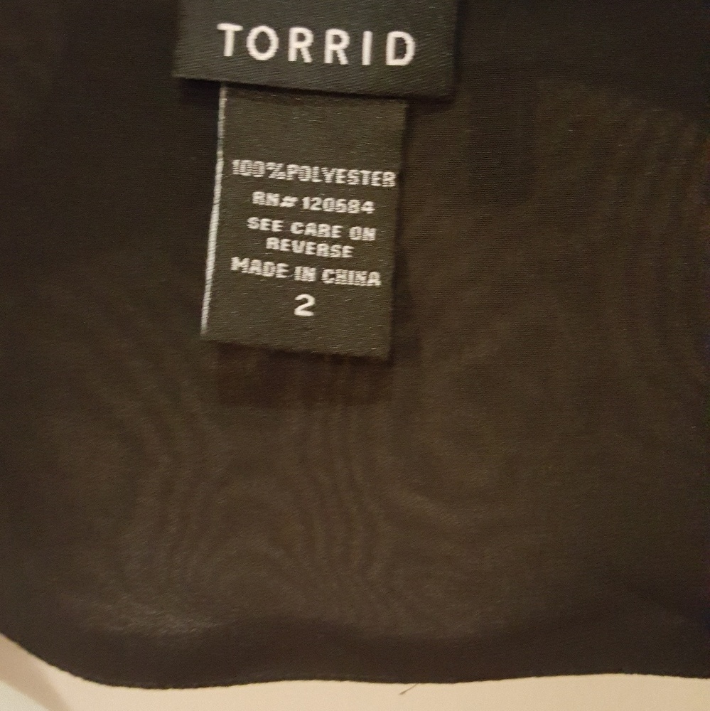 Torrid blouse - Picture 2 of 3